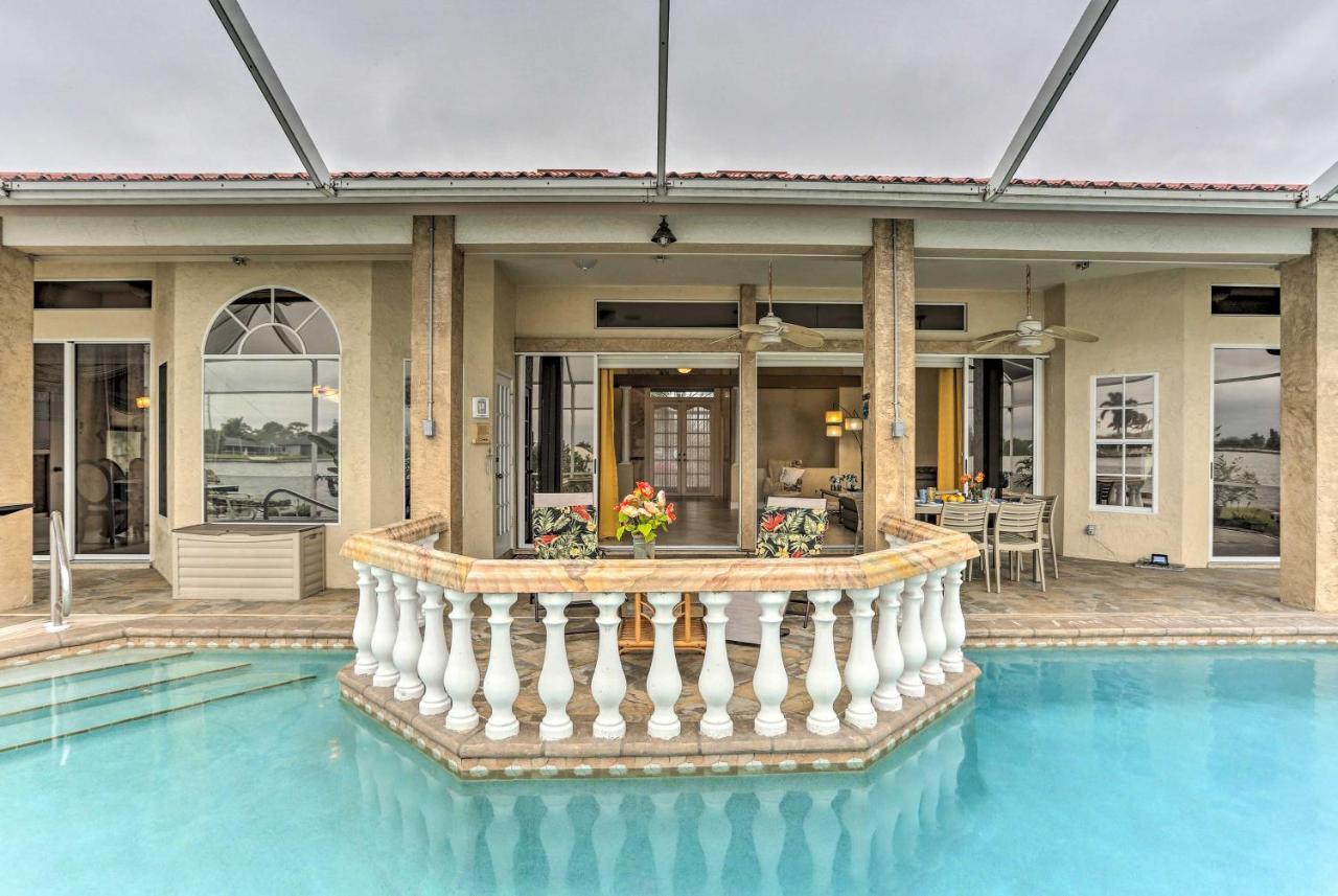 Lakefront Cape Coral Home With Private Pool And Dock! ภายนอก รูปภาพ