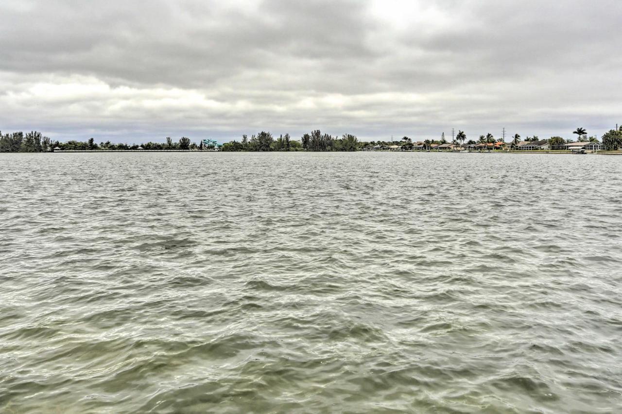 Lakefront Cape Coral Home With Private Pool And Dock! ภายนอก รูปภาพ