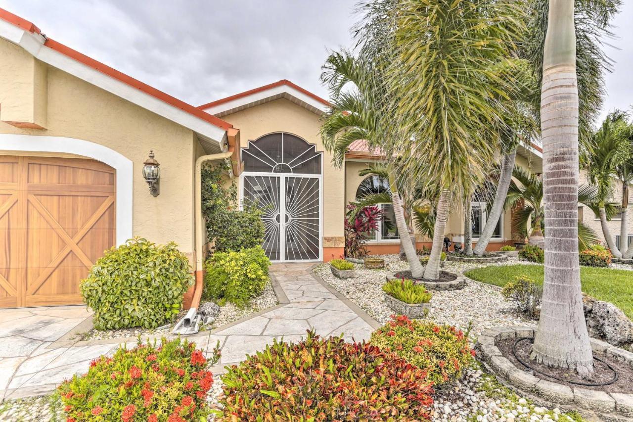 Lakefront Cape Coral Home With Private Pool And Dock! ภายนอก รูปภาพ